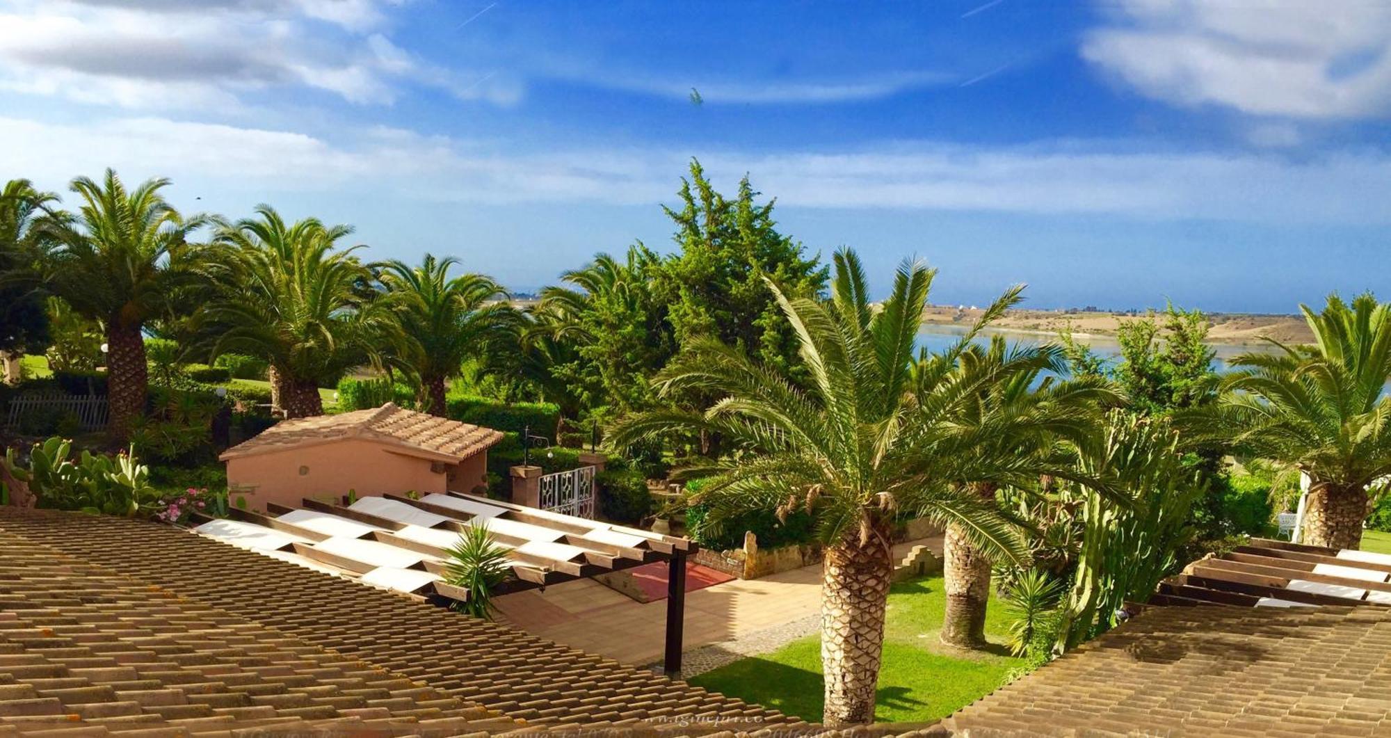 Hotel I Ginepri Quartucciu Bagian luar foto