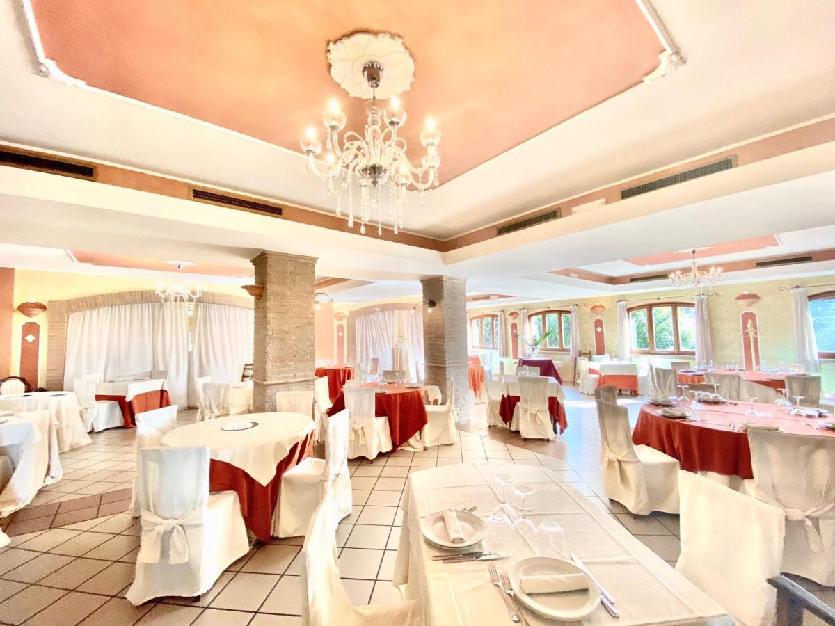 Hotel I Ginepri Quartucciu Bagian luar foto