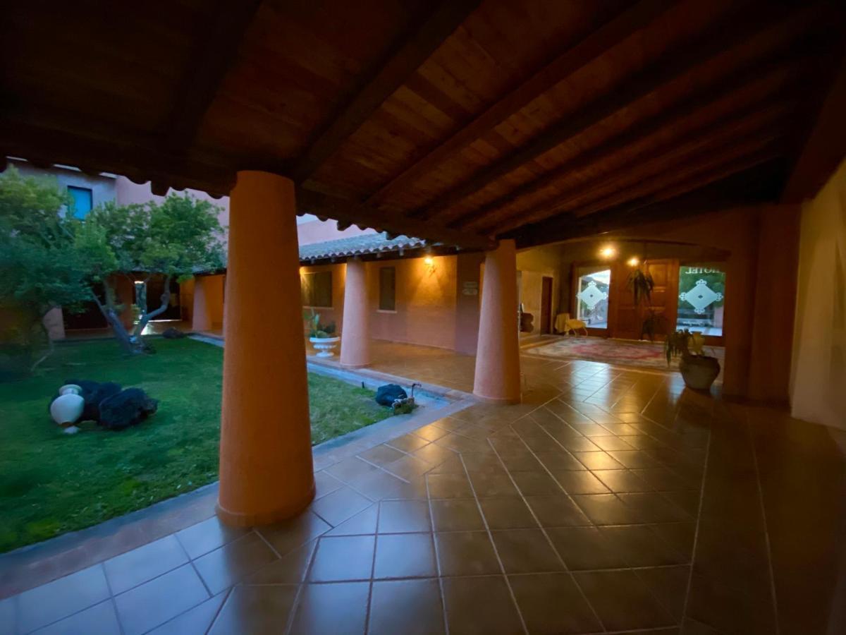 Hotel I Ginepri Quartucciu Bagian luar foto